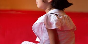 Unleashing the Power of Presence: The Life-Changing Benefits of Mindfulness Meditation